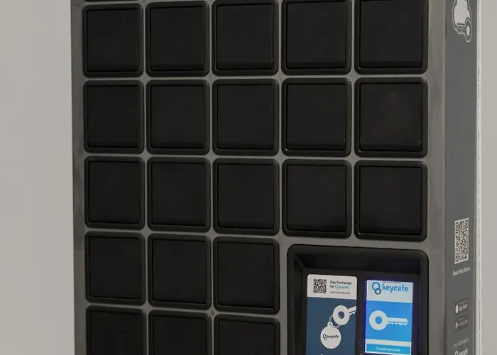 Eyes Апартаменты *